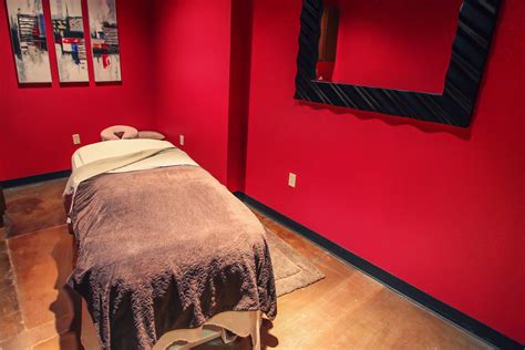 Fuchsia spa - Improve your skin’s texture, tone, and color with the latest innovation in automated microneedling technology. A series of 3-6 treatments recommended. Price (s): $349 for Members / $349 for Non-Members. $75 Add neck OR chest. Suggested Enhancements: 